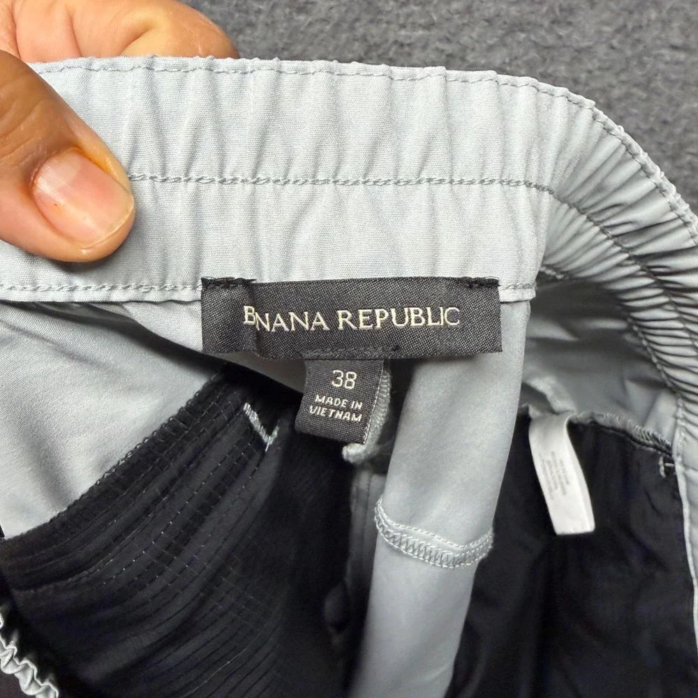 Banana Republic Mens Gray Performance Golf Pants Size 38 Elastic Waist Stretch